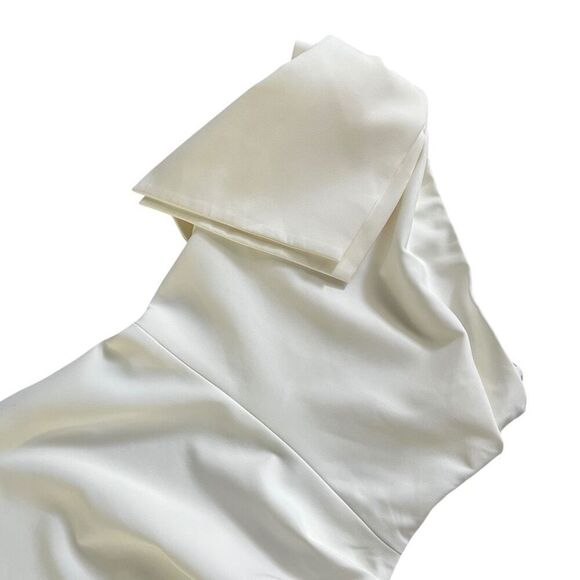 Stella Bridal Gown in White Bronx and Banco - Picture 4 of 16